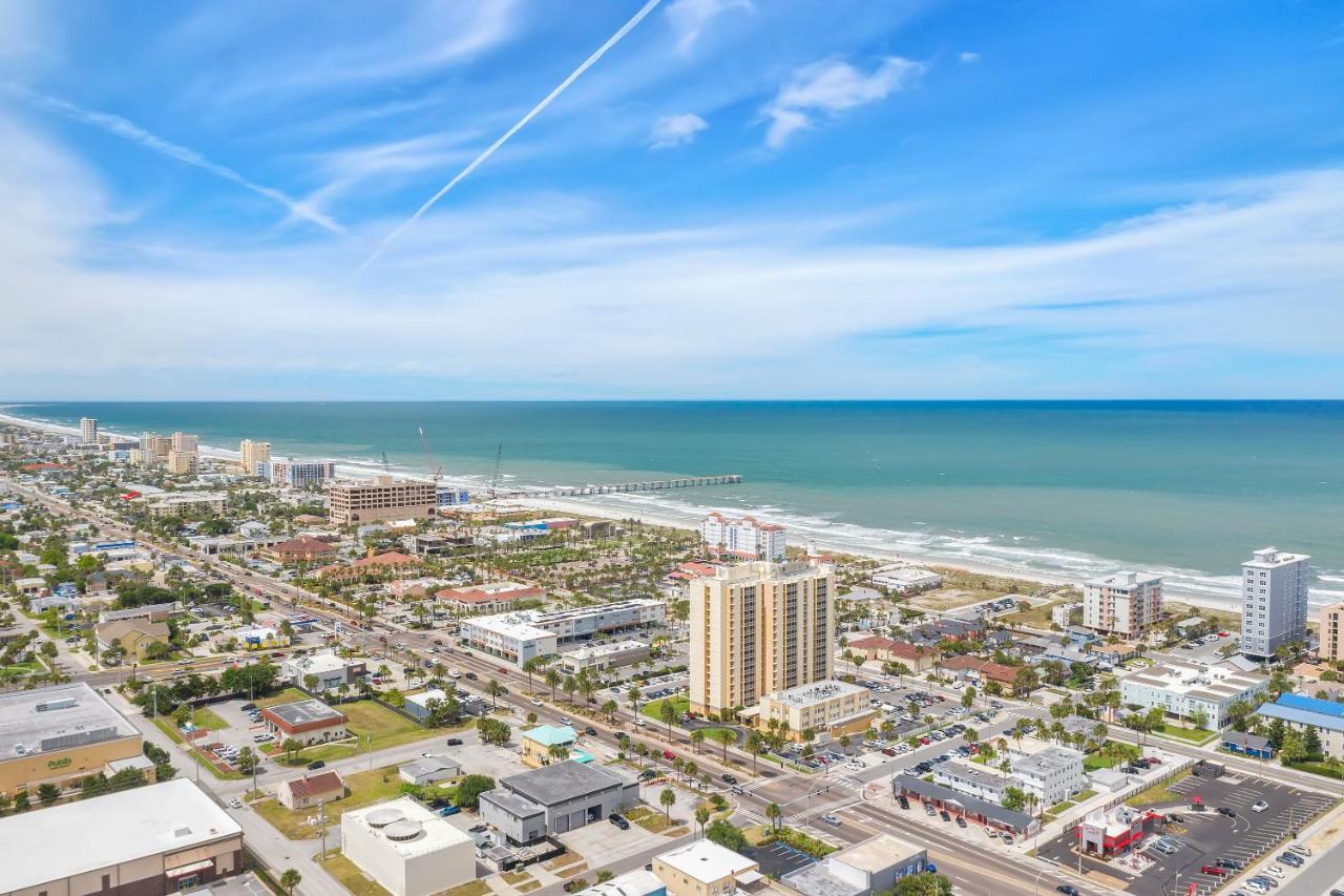 Few Steps To Ocean-4 Beach Cruisers & Free Parking & Private Backyard Джексонвілл-Біч Екстер'єр фото