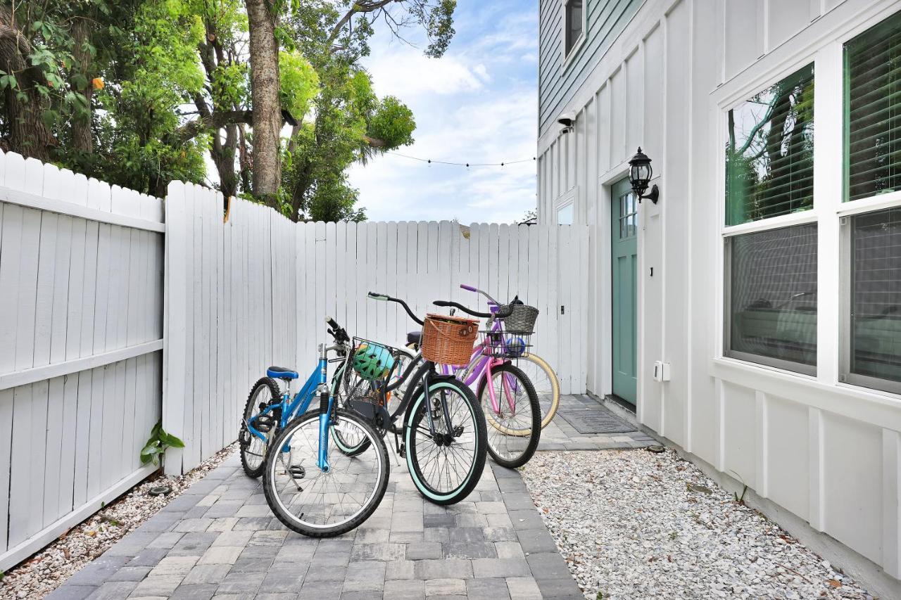 Few Steps To Ocean-4 Beach Cruisers & Free Parking & Private Backyard Джексонвілл-Біч Екстер'єр фото